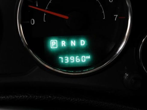 Used 2018 Jeep Wrangler Unlimited Sahara w/ Connectivity Group image 16