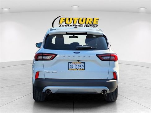 Used 2024 Ford Escape Active image 8