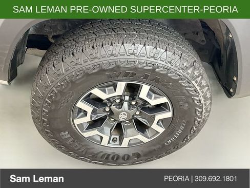 Used 2022 Toyota Tacoma TRD Off-Road AWD/4WD image 28
