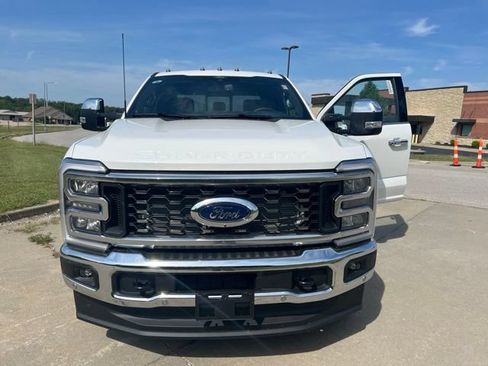 New 2026 Ford F350 King Ranch w/ Chrome Package AWD/4WD image 3