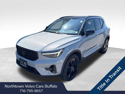 Used 2026 Volvo XC40 B5 Ultra w/ Climate Package