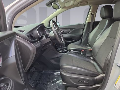 Certified 2022 Buick Encore Preferred w/ Safety Package AWD/4WD image 10