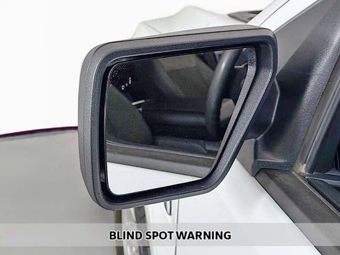 Used 2023 Ford F150 XLT image 5