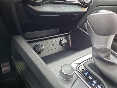 Used 2023 Hyundai Kona SEL image 31