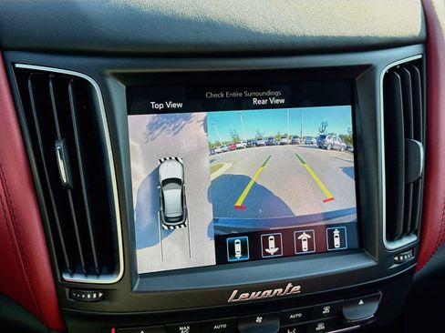 Used 2020 Maserati Levante S GranSport AWD/4WD image 18