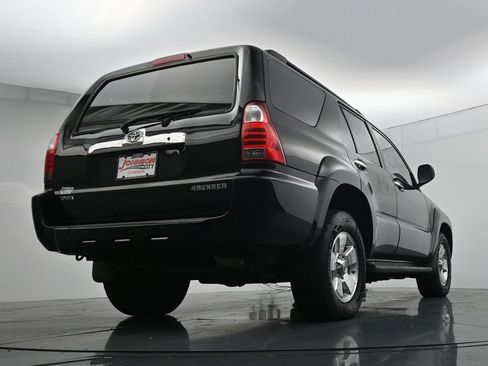 Used 2008 Toyota 4Runner SR5 AWD/4WD image 35