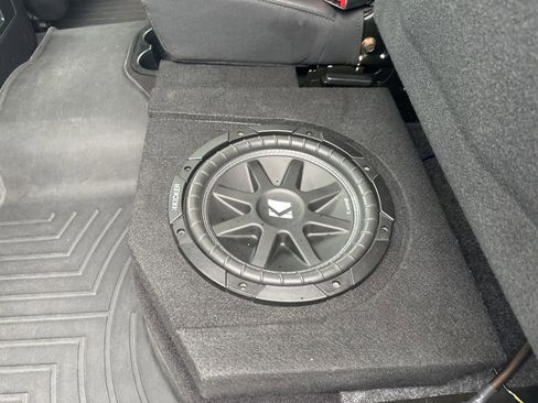 Used 2015 RAM 1500 Sport w/ Remote Start & Security Group image 22