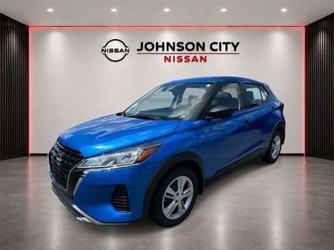 Used 2025 Nissan Kicks Play S FWD image 9