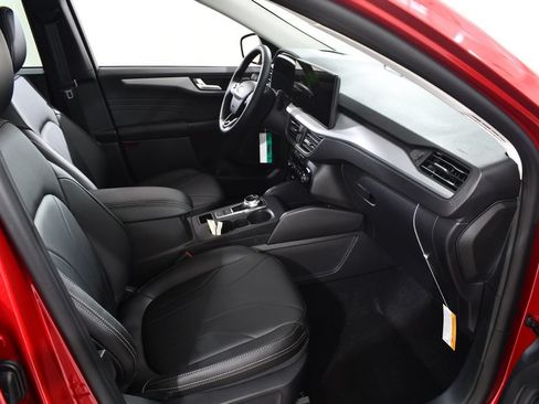 New 2025 Ford Escape SE w/ PHEV Premium Package FWD image 10