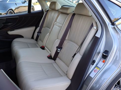 Used 2018 Lexus LS 500 image 55