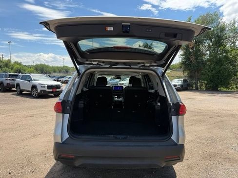 Used 2026 Toyota Grand Highlander AWD image 16