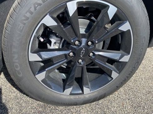 New 2026 Chevrolet Equinox RS w/ Convenience Package III image 8