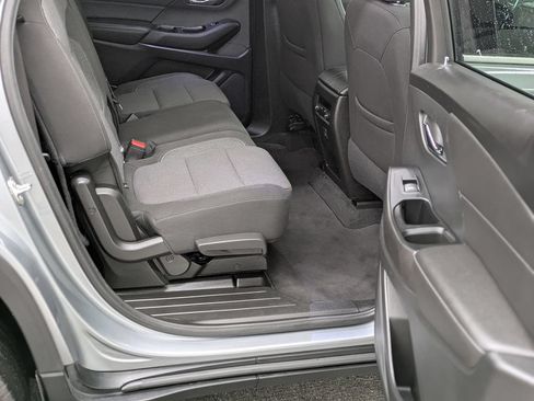 Used 2023 Chevrolet Traverse LT AWD/4WD image 20