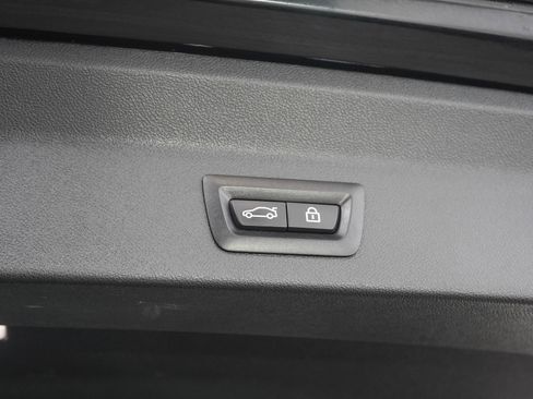 Used 2022 BMW X3 xDrive30i AWD/4WD image 11