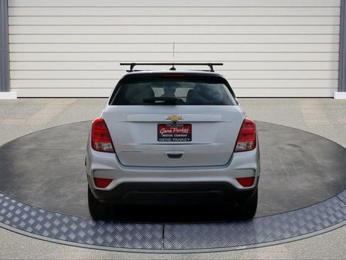 Used 2017 Chevrolet Trax LS AWD/4WD image 6