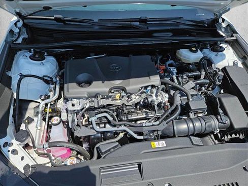 Used 2025 Toyota Camry XSE FWD image 22
