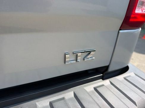 Used 2016 Chevrolet Silverado 1500 LTZ w/ LTZ Plus Package AWD/4WD image 9