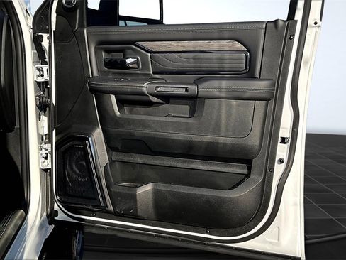 Used 2025 RAM 2500 Limited image 25