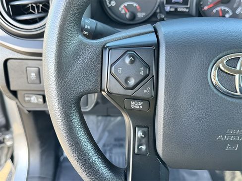 Used 2022 Toyota Tacoma SR image 16