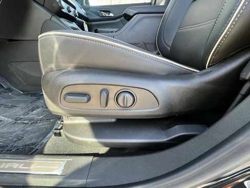 Used 2023 GMC Acadia Denali w/ Black Diamond Edition image 14