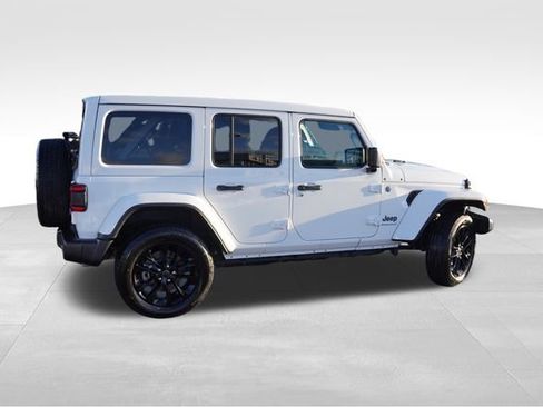 Certified 2025 Jeep Wrangler Unlimited Sahara w/ Safety Group image 4