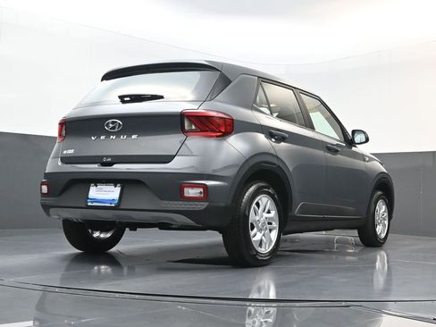 Certified 2026 Hyundai Venue SE FWD image 23