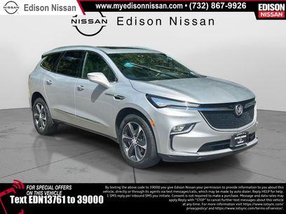 Used 2022 Buick Enclave Essence w/ Experience Buick Package