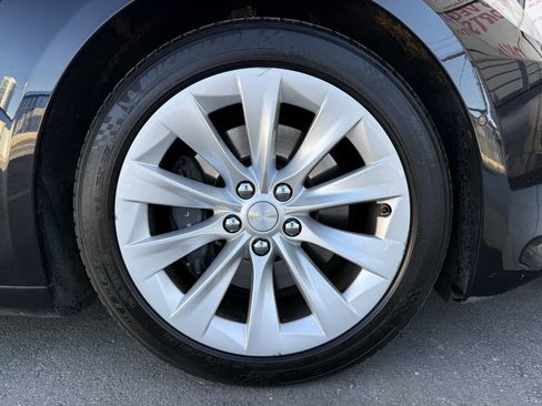 Used 2018 Tesla Model S 75D image 31