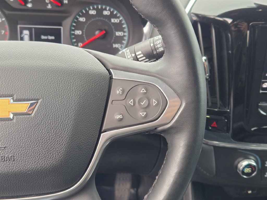 Used 2023 Chevrolet Traverse LT FWD image 41