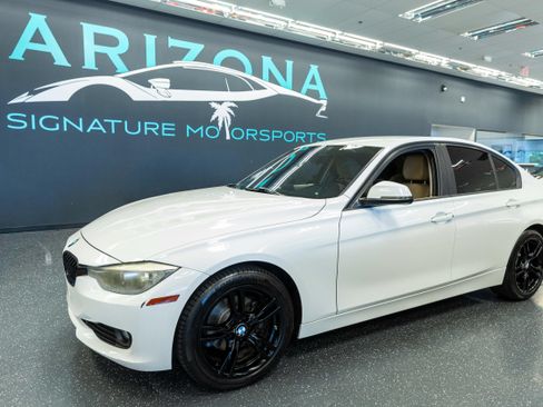 Used 2015 BMW 320i Sedan RWD image 1