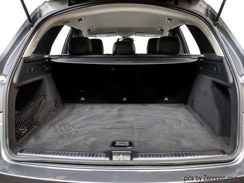 Used 2016 Mercedes-Benz GLC 300 4MATIC image 28