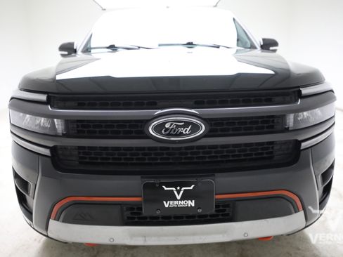 Used 2023 Ford Expedition Timberline AWD/4WD image 8
