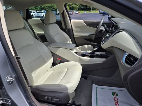 Used 2024 Chevrolet Malibu LT FWD image 21