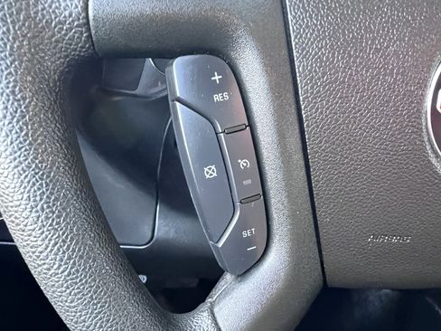 Used 2019 GMC Savana 2500 w/ Driver Convenience Package image 21