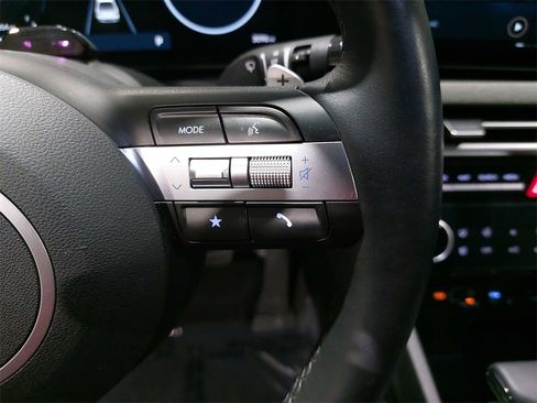 Certified 2025 Hyundai Santa Cruz Limited image 19