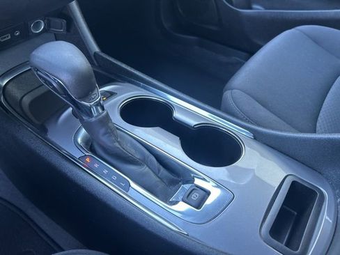 Used 2024 Chevrolet Malibu LT image 18