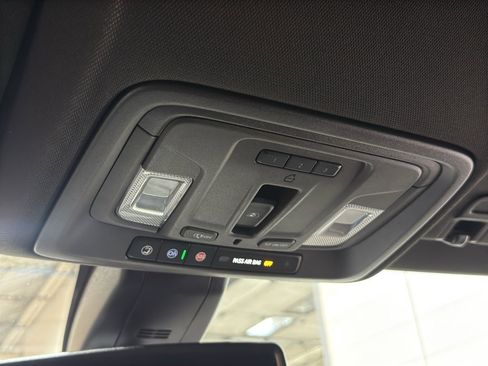 Used 2022 Chevrolet Silverado 1500 LTZ w/ Safety Package II image 33