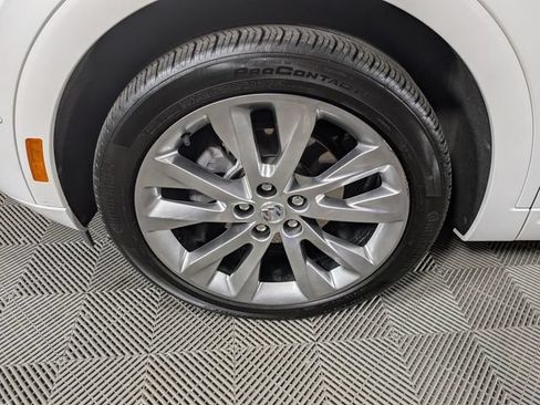 Used 2023 Buick Envision Avenir FWD image 37
