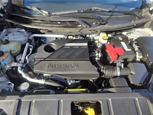 Used 2022 Nissan Rogue SL w/ SL Premium Package image 15