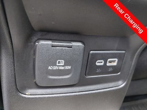 Used 2023 GMC Acadia SLE w/ Driver Convenience Package FWD image 23