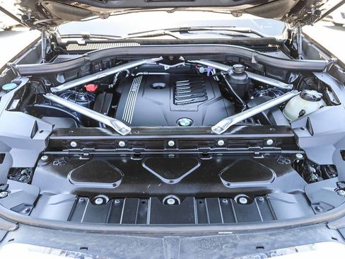 Used 2022 BMW X5 xDrive40i w/ Executive Package image 26