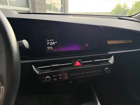 Used 2023 Kia Niro Wind FWD image 19