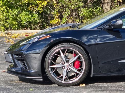 Used 2023 Chevrolet Corvette Stingray Premium Cpe w/ Z51 Performance Package image 11