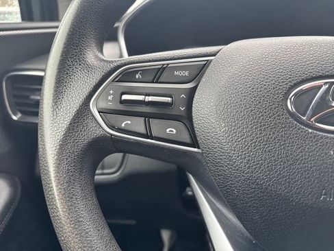 Used 2019 Hyundai Santa Fe SE image 19