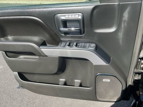 Used 2016 Chevrolet Silverado 1500 LTZ Z71 image 28