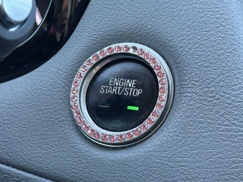 Used 2017 Cadillac XT5 Luxury w/ Driver Awareness Package image 28