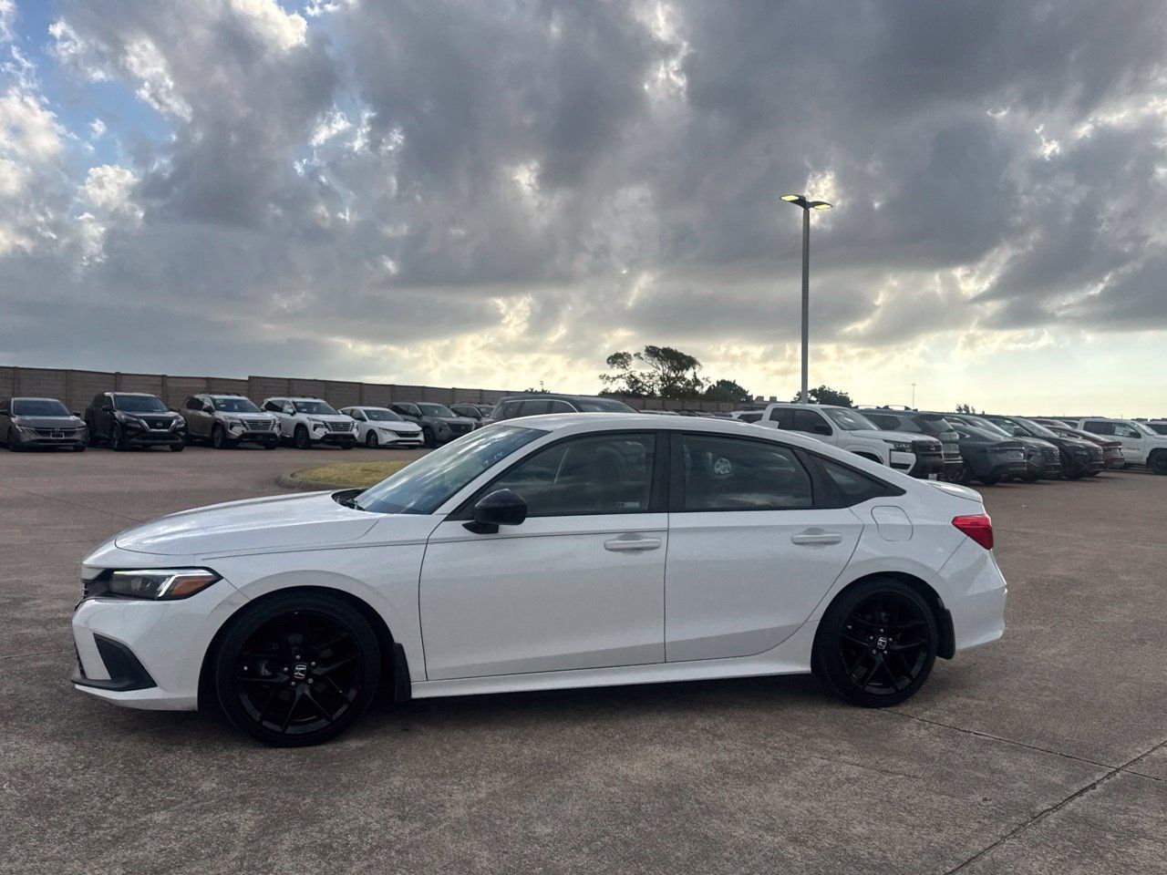 Used 2024 Honda Civic Sport image 13