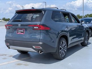 New 2026 Toyota Grand Highlander AWD Hybrid video 2