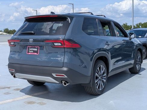 New 2026 Toyota Grand Highlander AWD Hybrid image 2