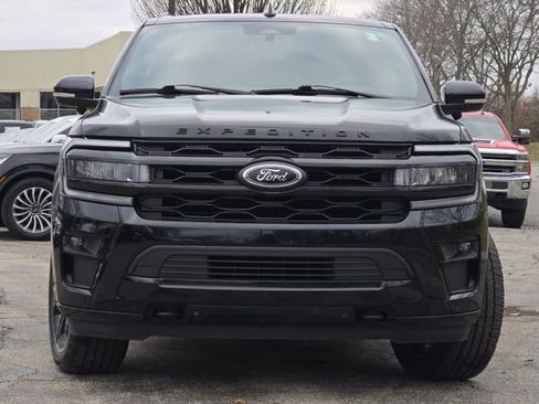 Used 2022 Ford Expedition Max Limited image 12